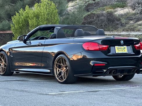 Used 2016 BMW M4 Convertible image 5