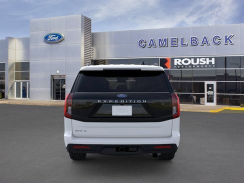 New 2026 Ford Expedition Active AWD/4WD image 5