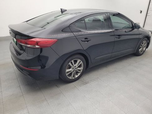 Used 2018 Hyundai Elantra Value Edition FWD image 10