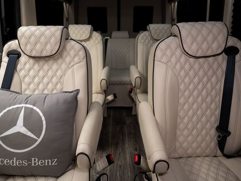 Used 2021 Mercedes-Benz Sprinter 144 Cargo image 78