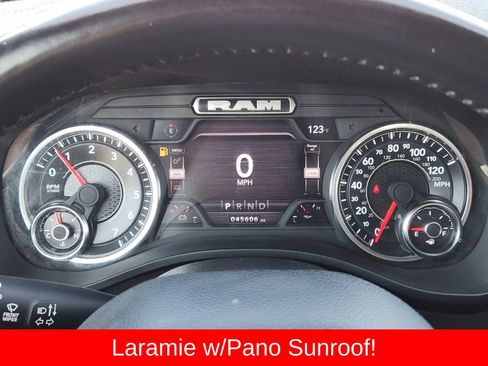 Used 2023 RAM 1500 Laramie AWD/4WD image 26