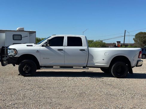 Used 2019 RAM 3500 Tradesman AWD/4WD image 3