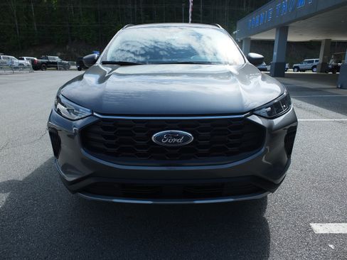 Used 2025 Ford Escape ST-Line AWD/4WD image 8