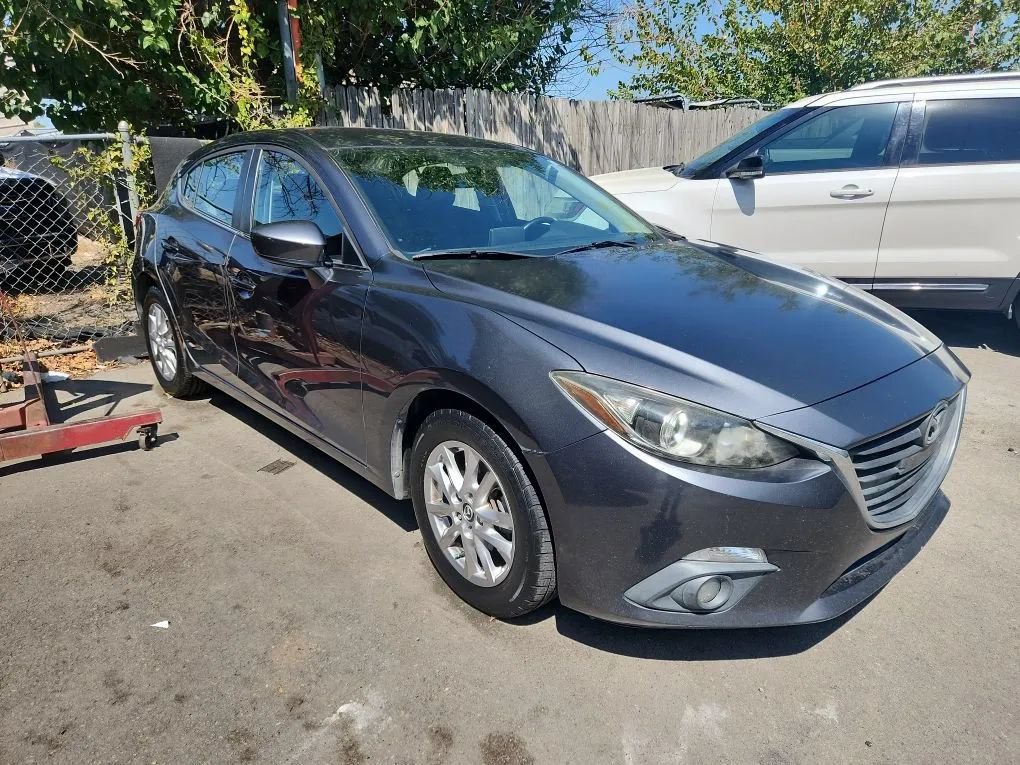 Used 2015 MAZDA MAZDA3 i Touring FWD image 1