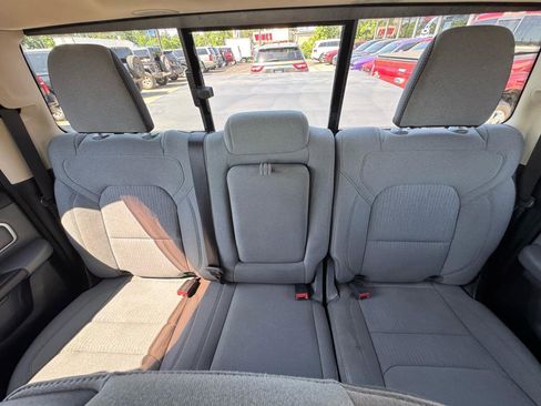 Used 2020 RAM 1500 Big Horn AWD/4WD image 16