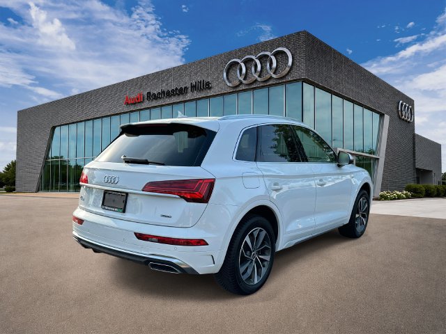 Used 2022 Audi Q5 2.0T Premium AWD/4WD image 5