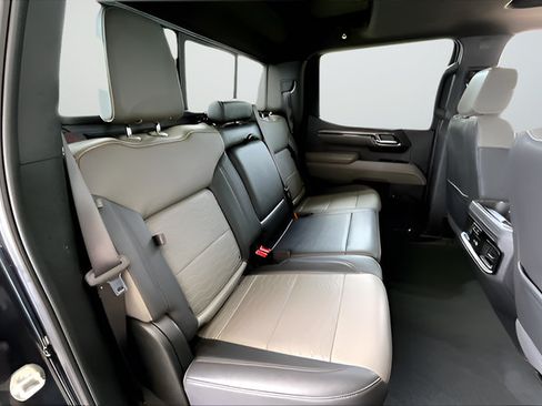 Used 2024 Chevrolet Silverado 1500 ZR2 w/ Technology Package AWD/4WD image 20