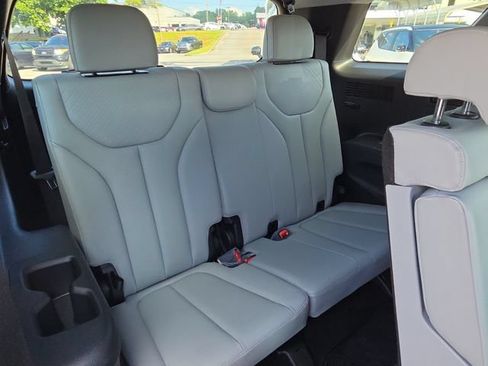Used 2024 Hyundai Palisade SEL FWD image 18