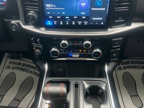 Used 2025 Ford F150 Raptor AWD/4WD image 22