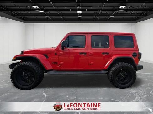 Used 2021 Jeep Wrangler Unlimited Sahara AWD/4WD image 2