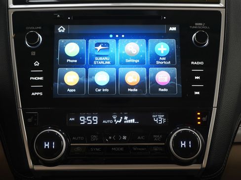 Used 2019 Subaru Outback 2.5i Premium image 17