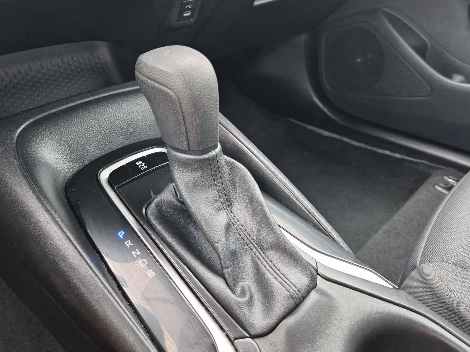 Used 2025 Toyota Corolla LE FWD image 19