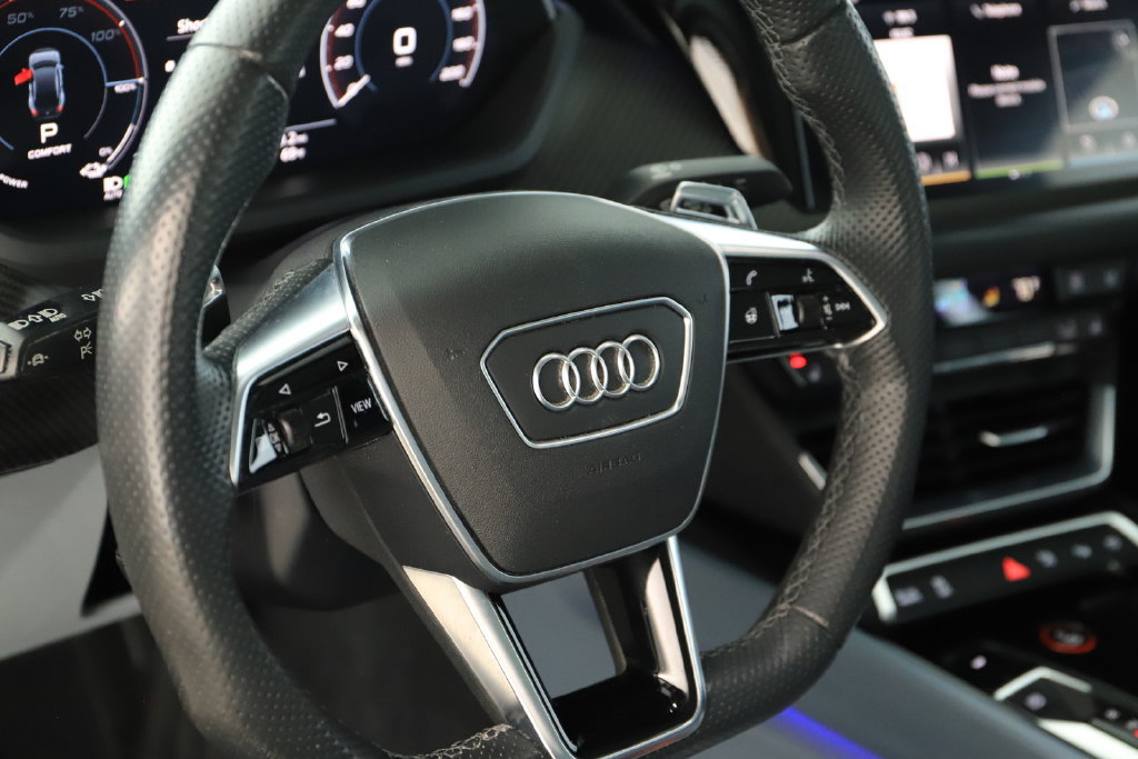 Used 2022 Audi e-tron GT Prestige AWD/4WD image 16