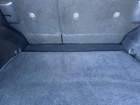 Used 2021 Toyota RAV4 XLE Premium w/ Carpet Mat Package (TMS) image 15