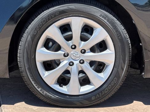 Certified 2024 Toyota Corolla LE FWD image 32