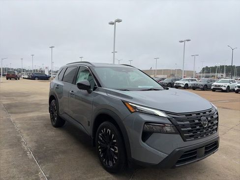 New 2026 Nissan Rogue SV image 5