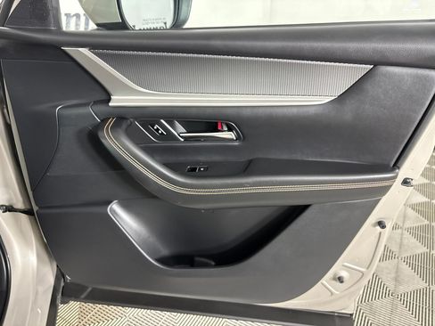Used 2024 MAZDA CX-90 Plug-In Hybrid w/ Preferred AWD/4WD image 27