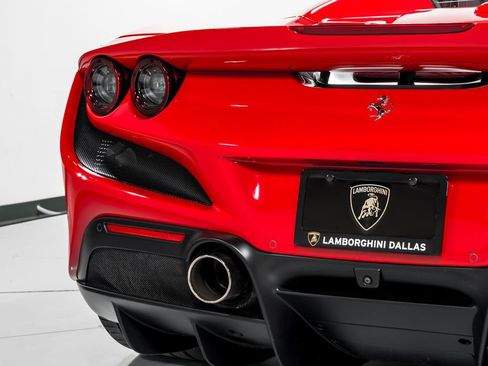 Used 2023 Ferrari F8 Tributo RWD image 51