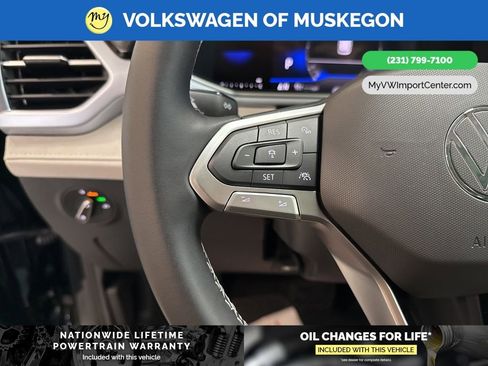 New 2026 Volkswagen Taos SE image 16