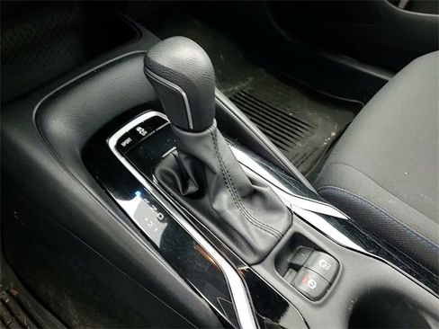 Used 2022 Toyota Corolla SE image 19