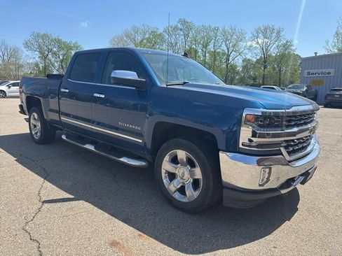 Used 2018 Chevrolet Silverado 1500 LTZ w/ Sport Package image 3