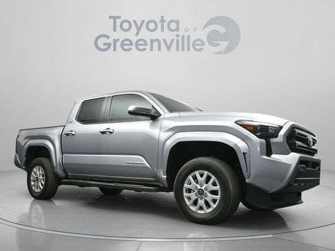 Certified 2025 Toyota Tacoma SR5 image 19