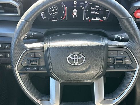 Used 2024 Toyota Tacoma TRD Off-Road image 11