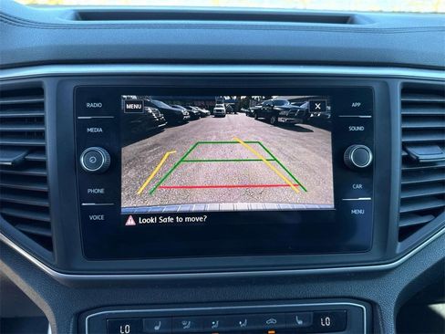 Used 2021 Volkswagen Atlas SE image 29