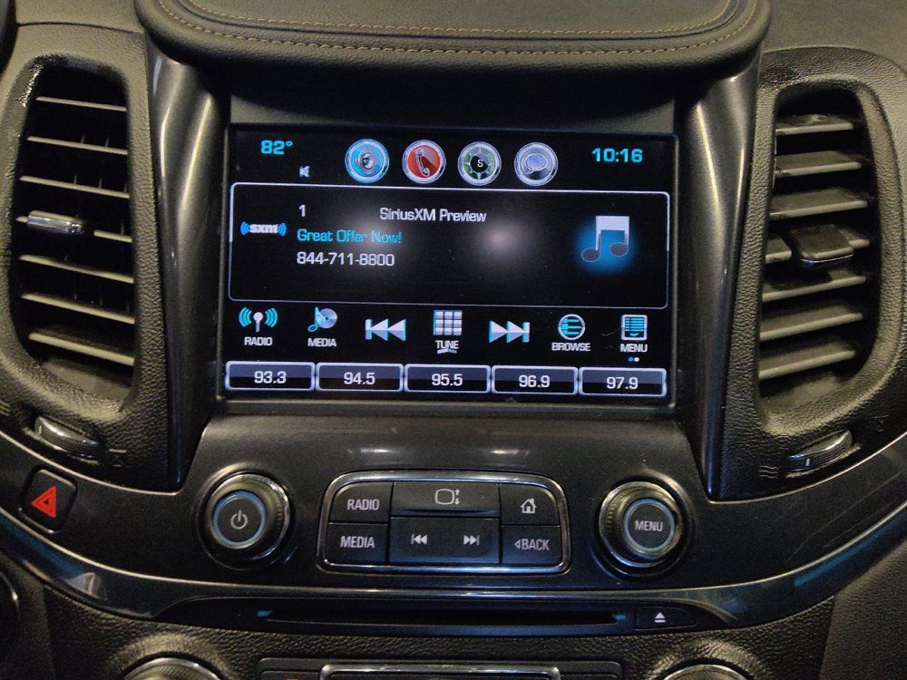 Used 2018 Chevrolet Impala Premier FWD image 25