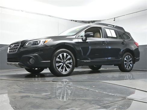 Used 2016 Subaru Outback 3.6R Limited image 37