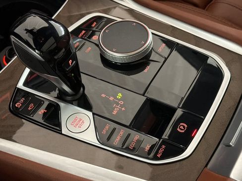 Used 2023 BMW X6 xDrive40i w/ M Sport Package image 22