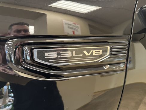 Used 2023 GMC Sierra 1500 Elevation w/ X31 Off-Road Package image 5