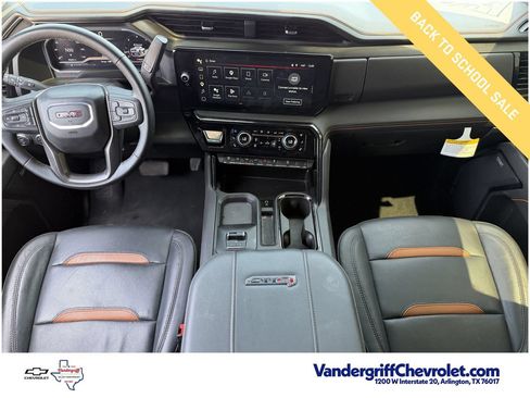 Used 2025 GMC Sierra 2500 AT4 AWD/4WD image 10