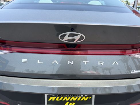 Used 2024 Hyundai Elantra Limited FWD image 43