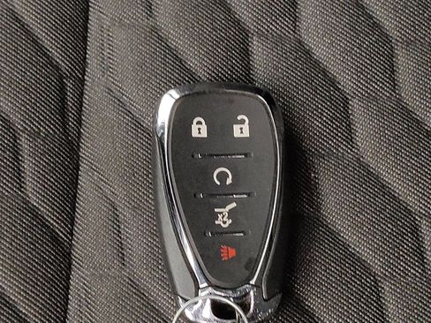 Used 2018 Chevrolet Equinox LT FWD image 32