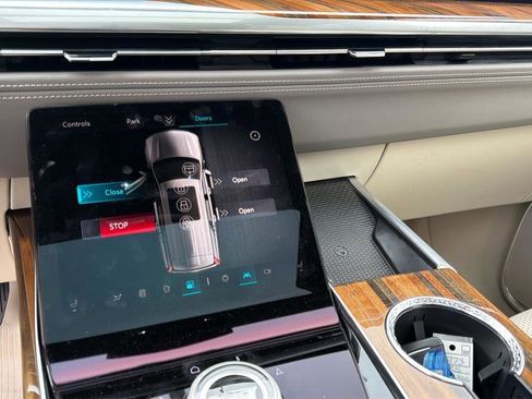 Certified 2025 Cadillac Escalade ESV Premium Luxury Platinum w/ LPO, Floor Liner Package image 42