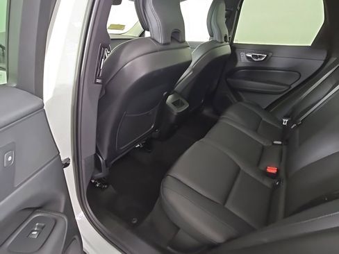 Certified 2023 Volvo XC60 B5 Plus w/ Protection Package Premier image 12