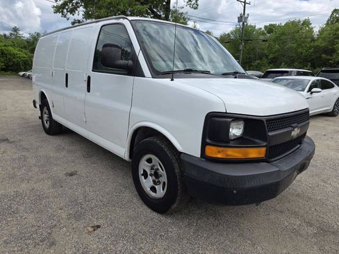 Used 2006 Chevrolet Express 1500 RWD image 7