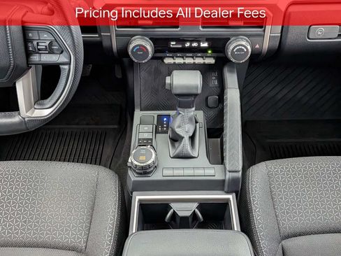 Used 2025 Toyota 4Runner SR5 AWD/4WD image 20