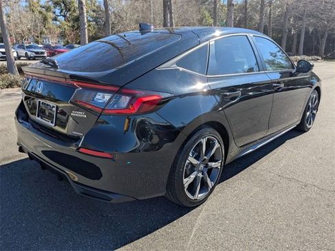 Certified 2025 Honda Civic Sport Touring image 8