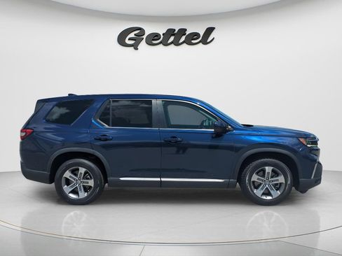 Used 2023 Honda Pilot EX-L image 3