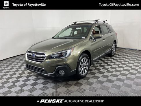 Used 2018 Subaru Outback 2.5i Touring w/ Popular Package #3 image 1
