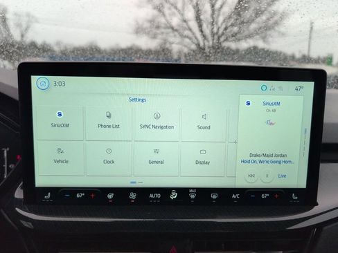 Used 2025 Ford Escape ST-Line w/ Tech Pack #1 AWD/4WD image 34