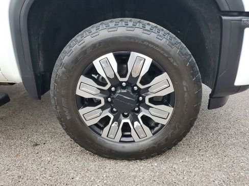 Used 2025 GMC Sierra 2500 Denali w/ Denali Reserve Package image 5