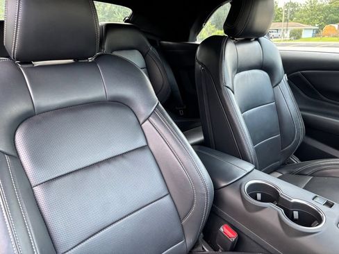 Used 2025 Ford Mustang Premium RWD image 20