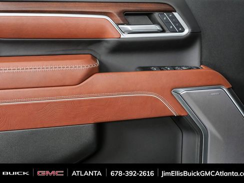 Used 2024 GMC Sierra 2500 Denali Ultimate image 7