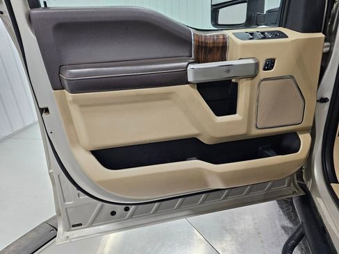 Used 2018 Ford F150 Lariat AWD/4WD image 29