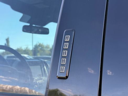 Used 2020 Ford F150 Lariat w/ Equipment Group 502A Luxury AWD/4WD image 16