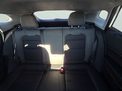 Used 2024 Chevrolet Trax ACTIV image 13