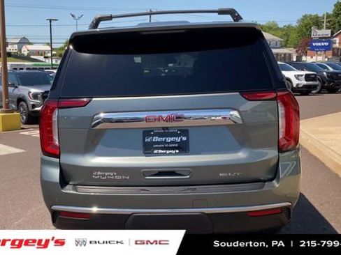Used 2023 GMC Yukon XL SLT w/ SLT Premium Package AWD/4WD image 9
